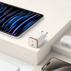 ŁADOWARKA SPIGEN EE301EU ARCSTATION ESSENTIAL CHARGER 30W WHITE