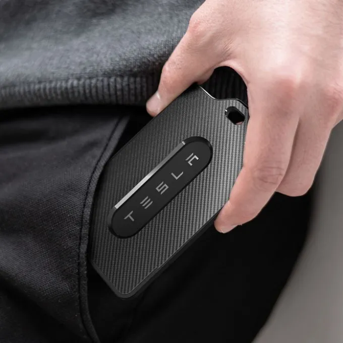 ETUI NA KARTĘ SPIGEN TESLA AIR FIT CARD HOLDER 2 PACK