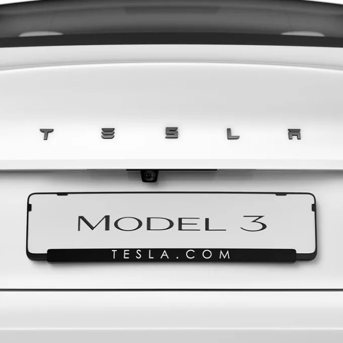OSŁONA NA LOGO ZNACZEK SPIGEN TESLA MODEL 3 2024 REAR EMBLEM LOGO FULL COVER CARBON