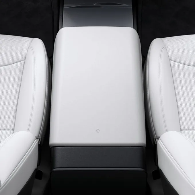 OSŁONA PODŁOKIETNIKA SPIGEN TESLA MODEL 3 2024 ARMREST COVER WHITE