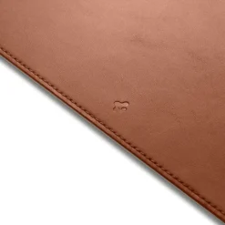 PODKŁADKA SPIGEN LD302 DESK PAD BROWN