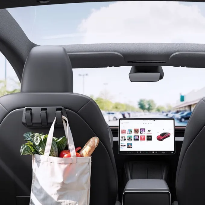 UCHWYT NA SIEDZENIE SPIGEN TESLA MODEL Y/3 CZARNY